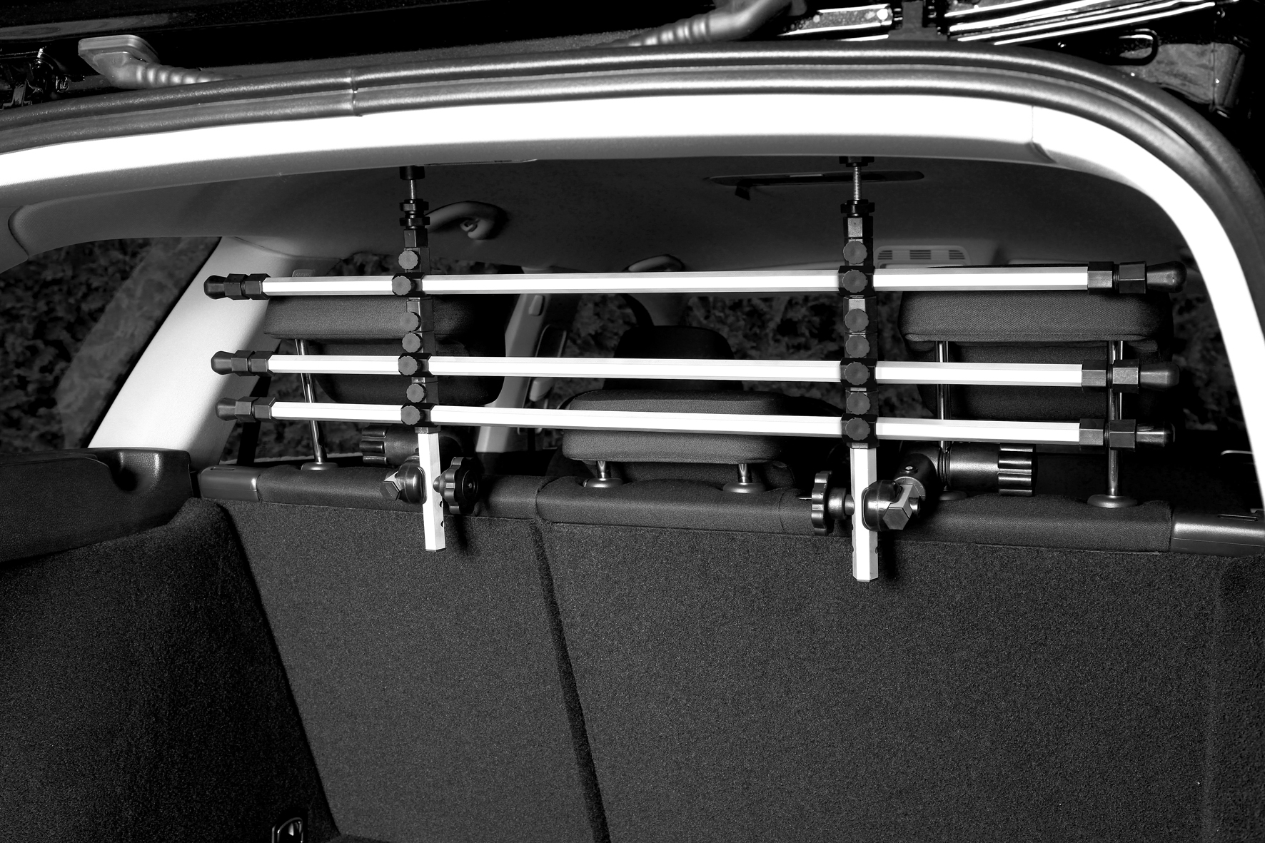 Auto-Schutzgitter, silber/schwarz Auto-Schutzgitter, silber/schwarz